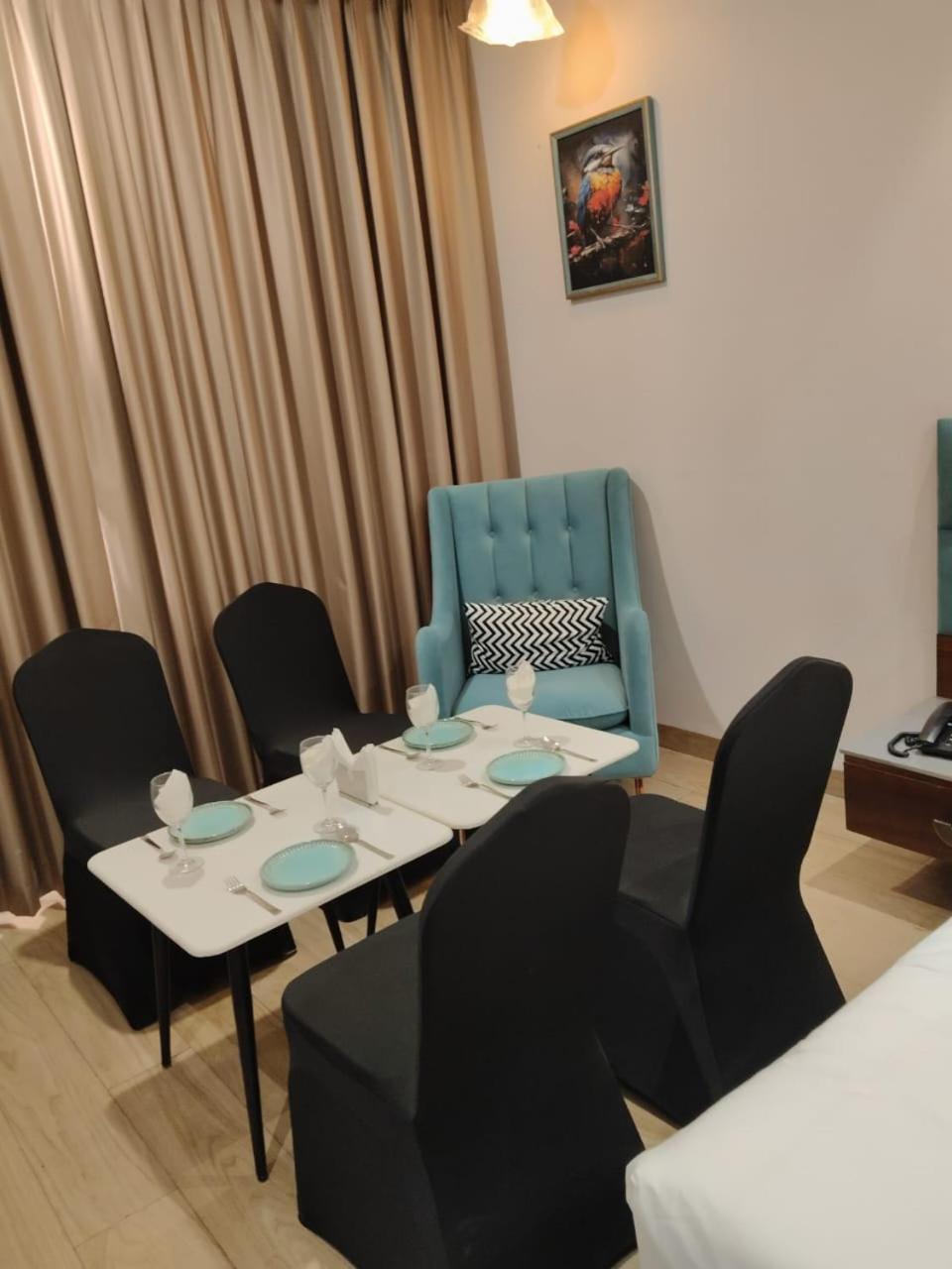 Hotel Midas Inn Матхура Екстер'єр фото